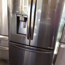 French Door Refrigerator 