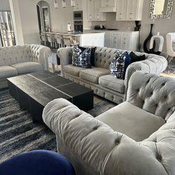 Beautiful Decorative Furniture Set