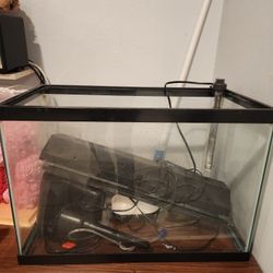 20 Gallon Aquarium Fish Tank.  