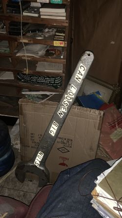Rare Antique Collectors  Big 36 Inch  Wrench  CAN LOOSEN BIG NUTS