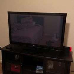 Tv LG 60” Y Mesa Para Tv