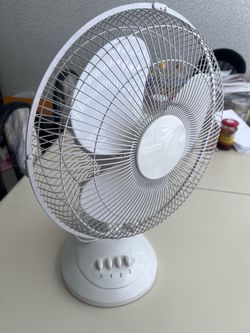 Mainstays 12-Inch White Table Fan with Adjustable Speeds and Oscillati