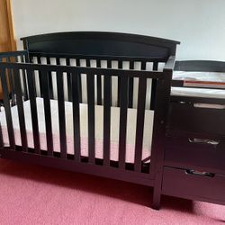 Graco Benton 4 In 1 Convertible Baby Crib And Changer Black