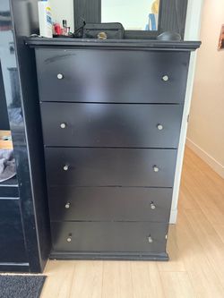 Chest of Drawers