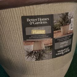 Beautiful Planter Bucket 