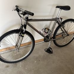 Trek 850 Mountain Track 21 Speed Bike MTB Used