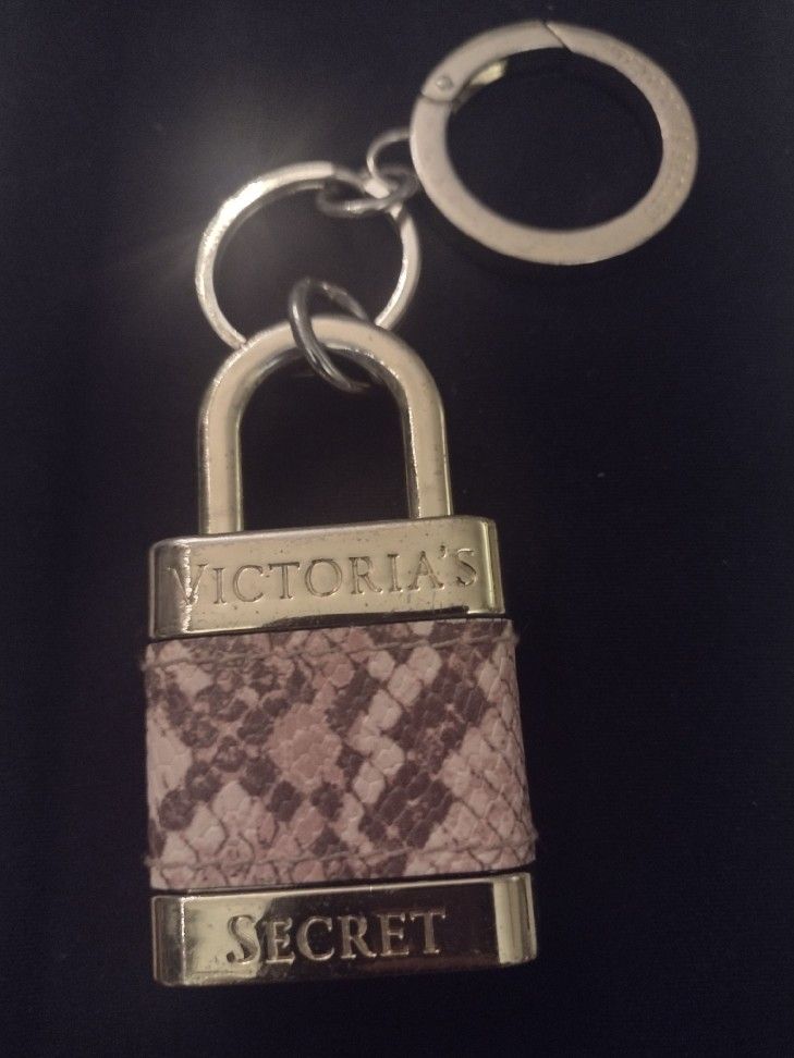Victoria Secret Keychain PINK PYTHON PADLOCK