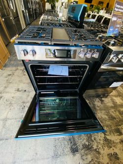 Frigidaire black stove