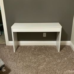 Desk/ Sofa table/ Entry Way Table- White