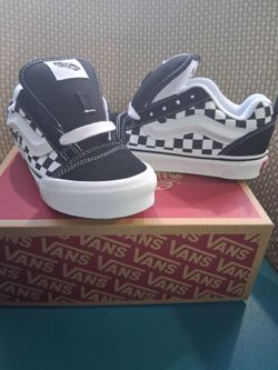 Vans size 2Y
