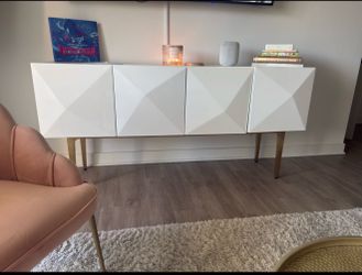 Modern White 4-Door Accent Cabinet 71in / TV Console / Buffet – Like New!