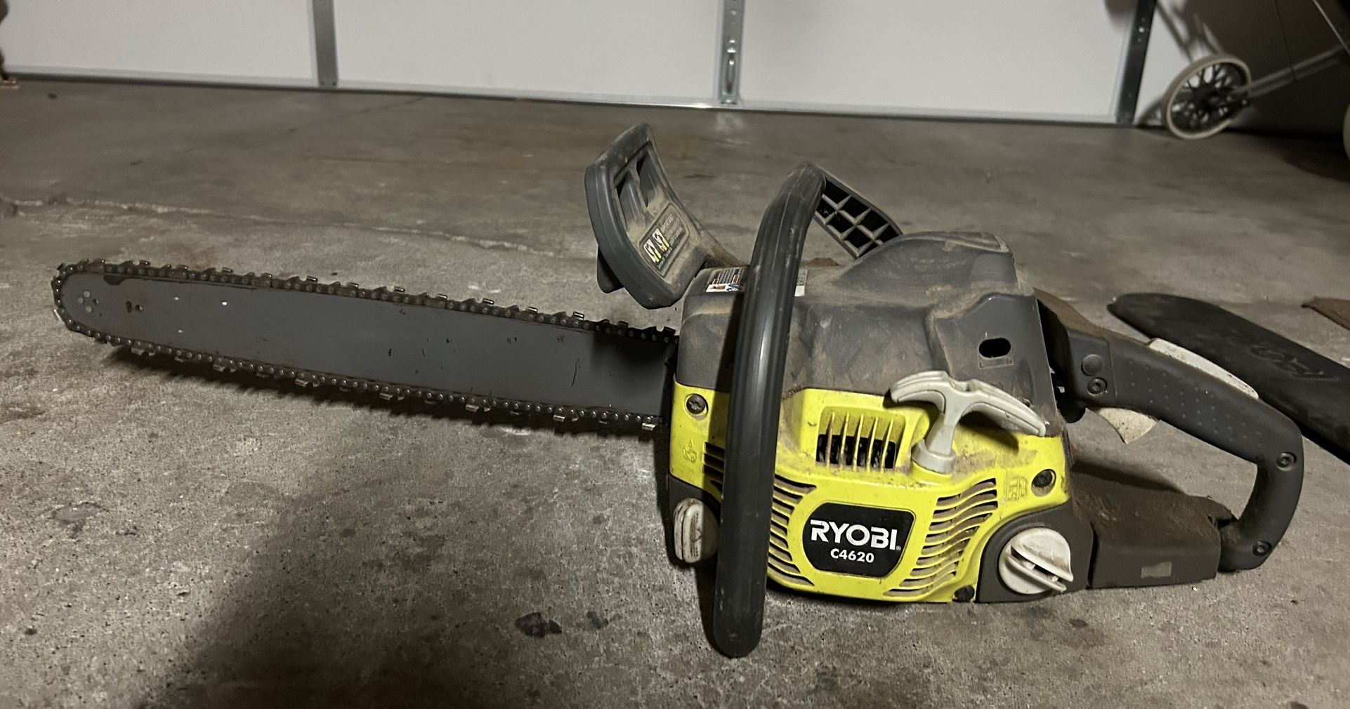 Ryobi Chainsaw With Case 
