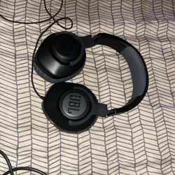 JBL headphones 
