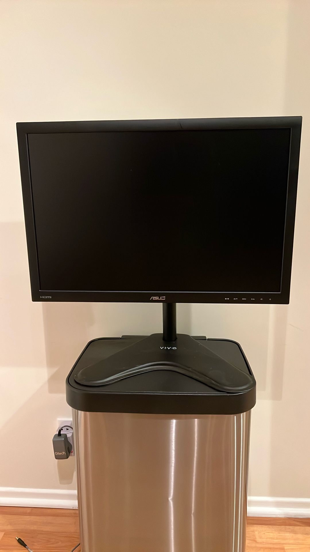 Asus Computer Monitor