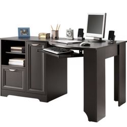 CONER DESK BRAND NEW ! 