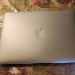 Apple MACBOOK AIR 13"
 Latest MacOS Monterey
 8GB RAM 256 GB STORAGE
 condition
$200
Pickup in Long Beach