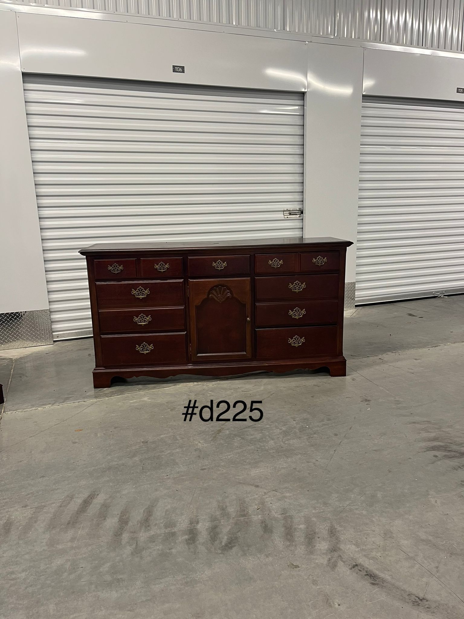 Solid wood Dresser with 9 drawers #d225 size: 18x66 H:35