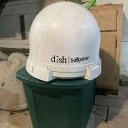 Dish Tailgater Reciever And Box And Remote