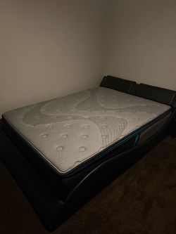 Queen leather bed w/ hybrid memory foam mattress