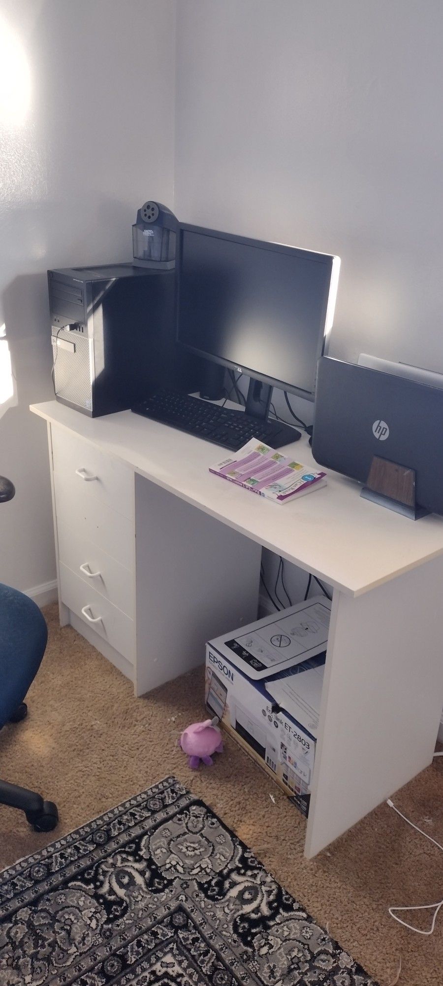 Corner Shelf+Computer Table