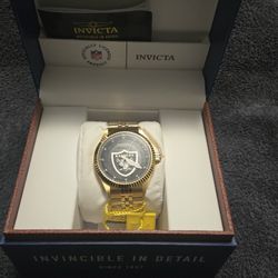 Beautiful  Raiders Watch Brand New 
