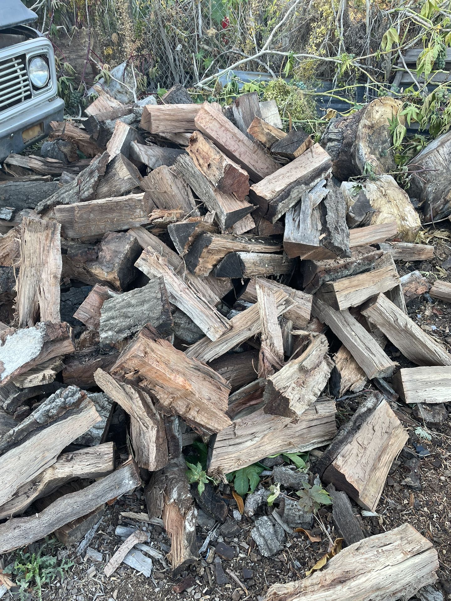 Red Oak Firewood For Sale. Pick Up Or Delivery for Sale in Oceanside, CA -  OfferUp