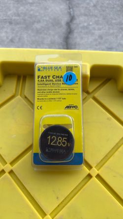 Blue Sea Systems Dual USB Fast Charger 4.8 Amps