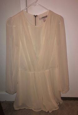 SUPER CUTE SILKY ROMPER!