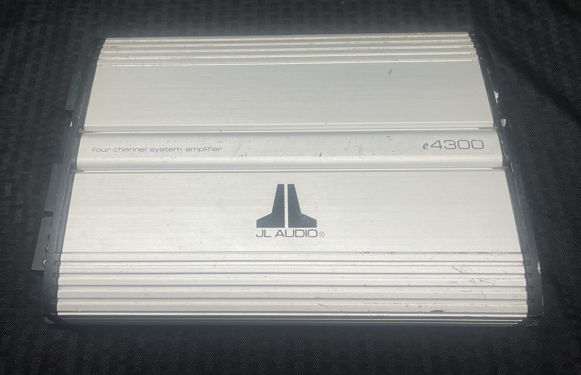 JL Audio e4300 Four-Channel System Amplifier