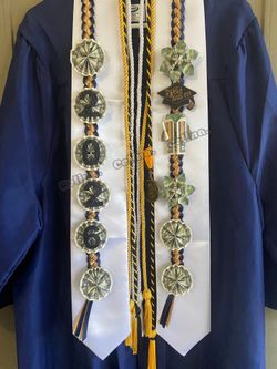 Graduation lei