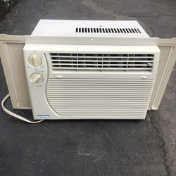 Very Good Condition Fedders Air Conditioner 