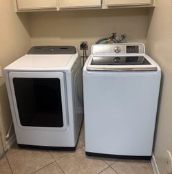 Samsung Washer & Gas Dryer