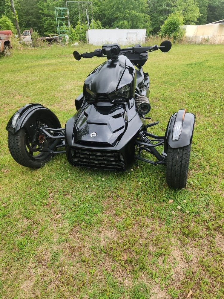 2021 canam 900 ace