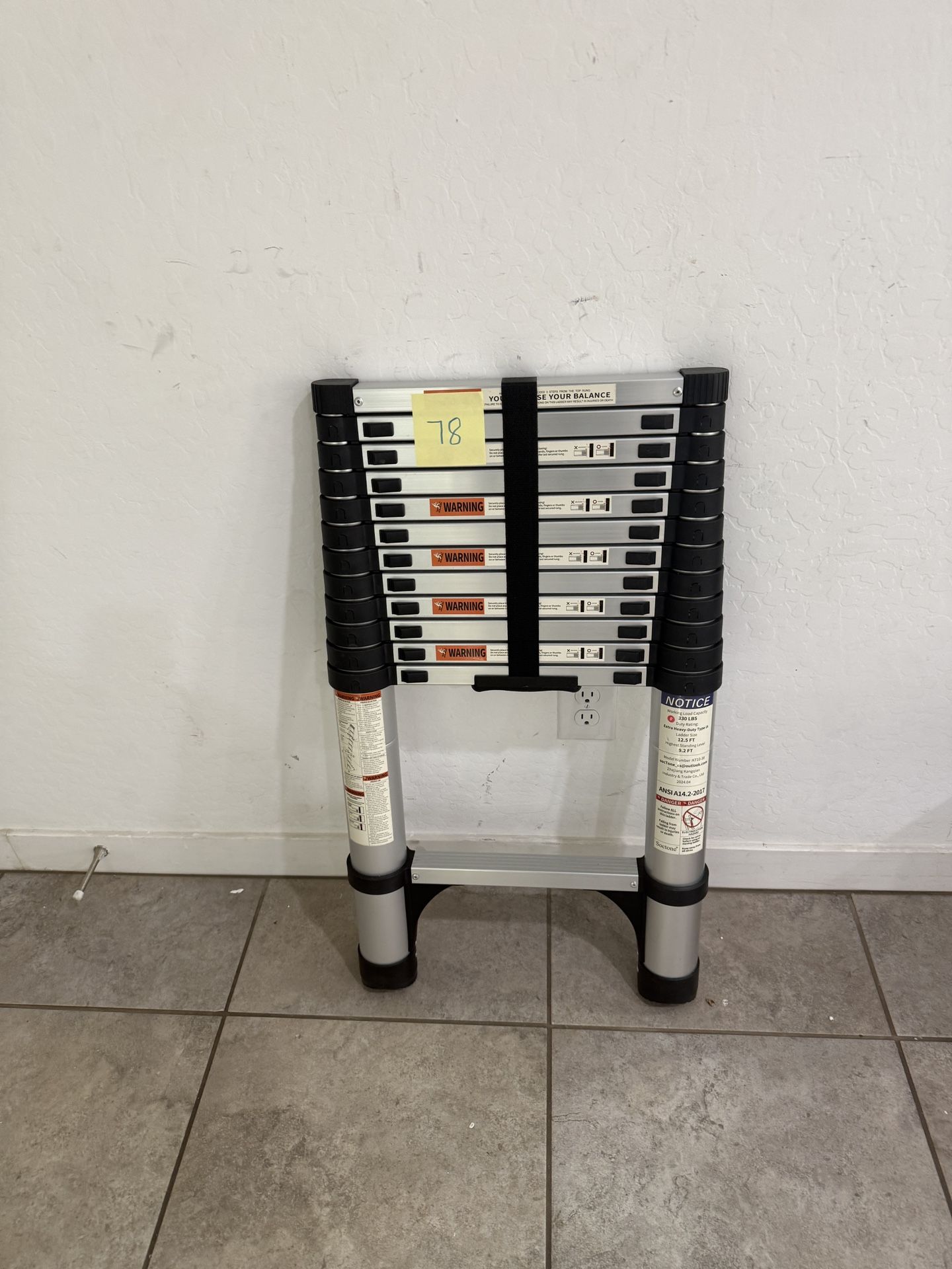 SocTone 12.5 FT Aluminum Lightweight Extension Ladder with 2 Stabilizers, Heavy Duty 330lbs - L78