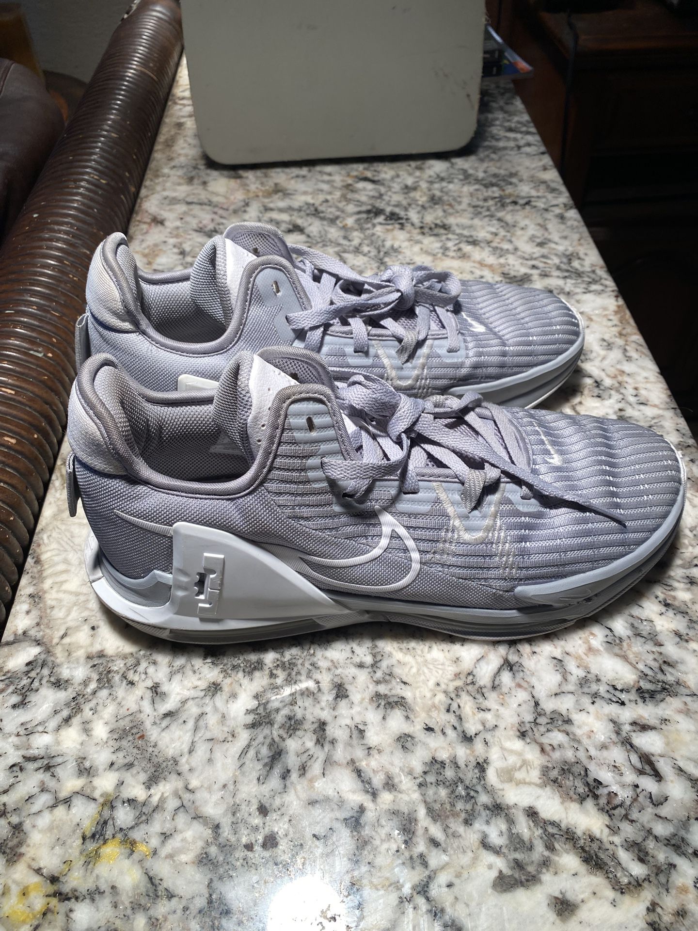 Nike LeBron Witness 6 TB Wolf Grey Size 11.5
