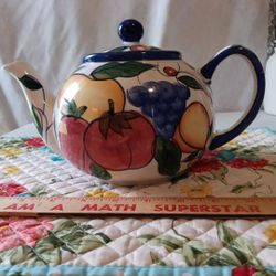 Beautiful Ceramic Farmhouse Country Decor Tea Pot