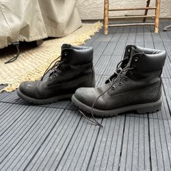 Black Boots