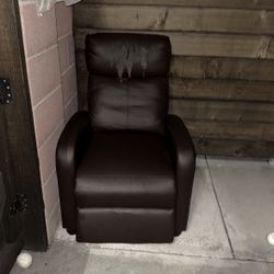 Reclining Chair 