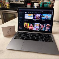 MacBook Air M1 + Pro 3’s 