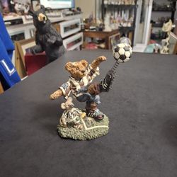 Boyds Bears & Friends The Bearstone Collection, Rocky Bruin... Score, Score Score 5.25"H Vintage 1998