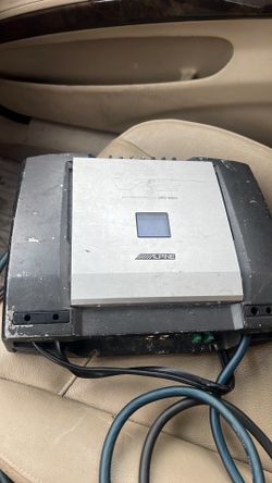 Alpine v12 mono power amplifier