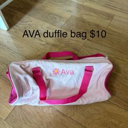 AVA duffle bag