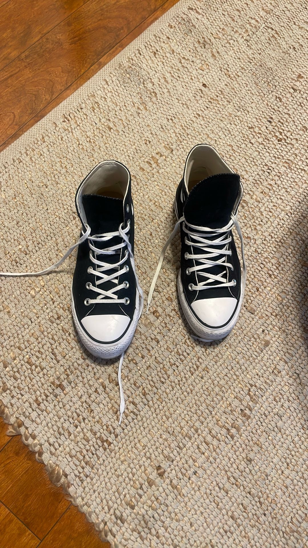 Converse Women Size 8