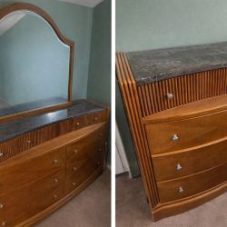 8 drawer dresser w/ mirror and nightstand