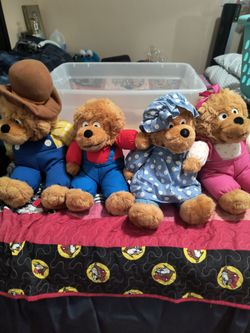 Berenstain Bears Plush Stuffed Animal Set of 4