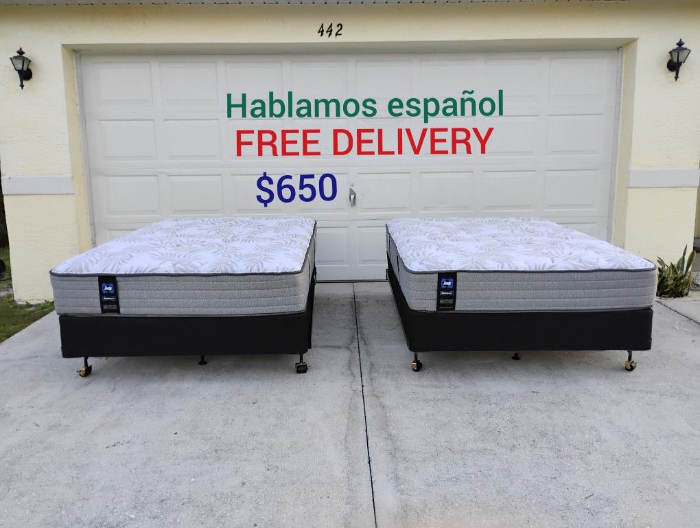Like New 2 Full Size Beds π FREE DELIVERY π