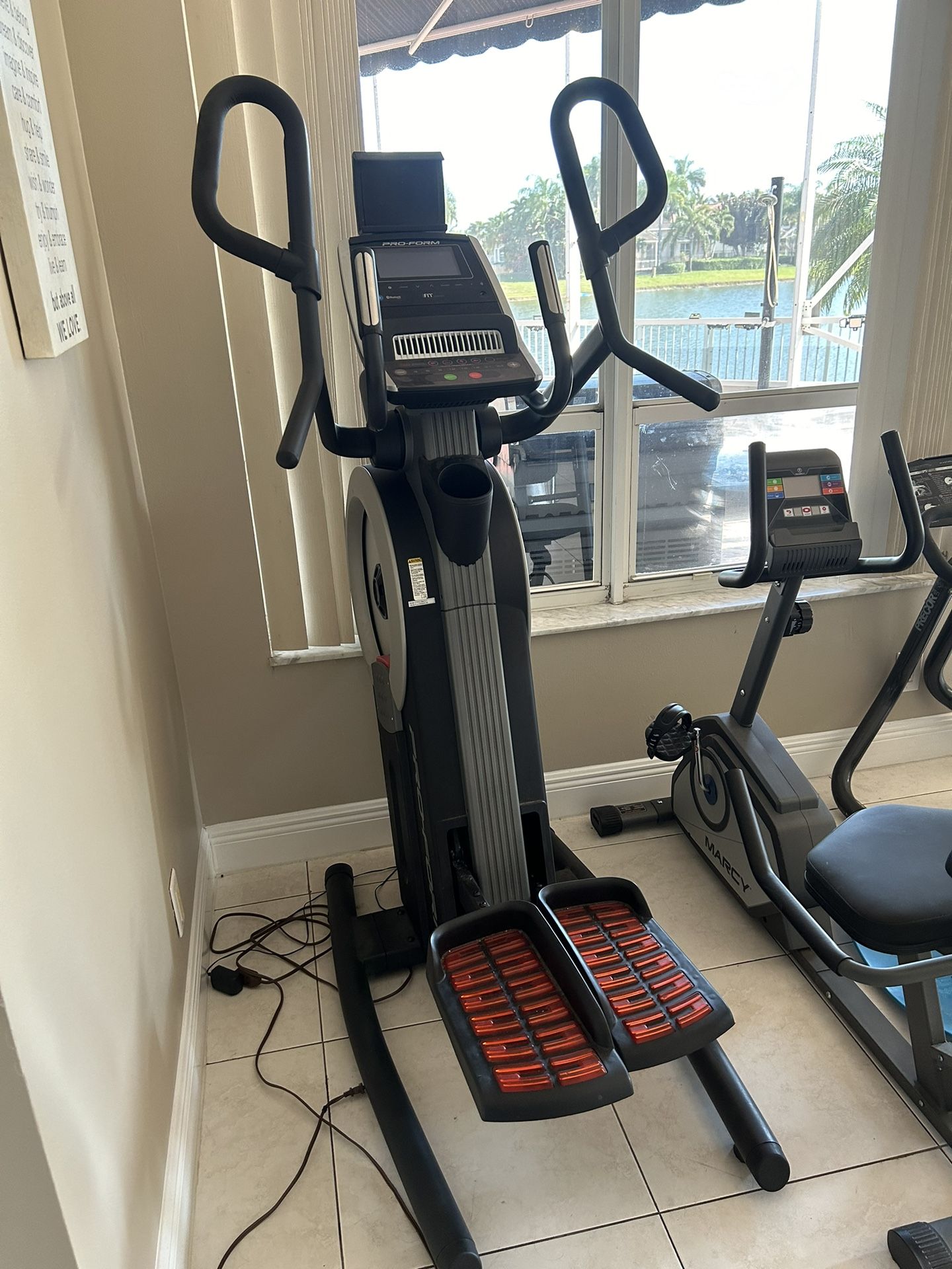 ProForm HIIT Trainer Magnetic Resistance Cross trainer Elliptical