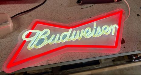 Budweiser led Light-Up Bar Sign