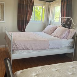 Queen Size Bed