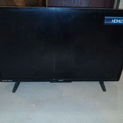40" Sanyo Tv With Remote 
